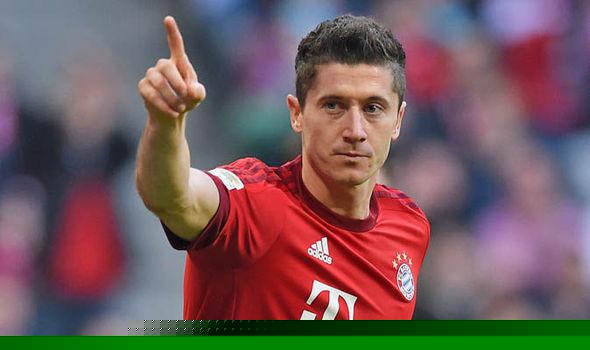 全国雪地橄榄球公开赛开赛 800余名运动员齐聚冰城