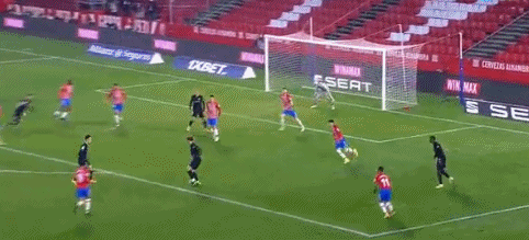 缺谁谁尴尬！爆料Zhuo不满队友离队，但LNG转头就拿了首胜