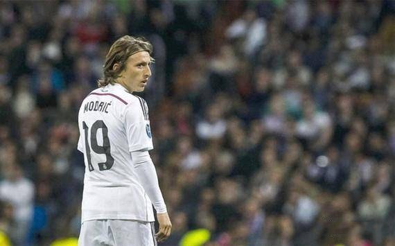 第二节奠定胜局 深圳主场大胜吉林