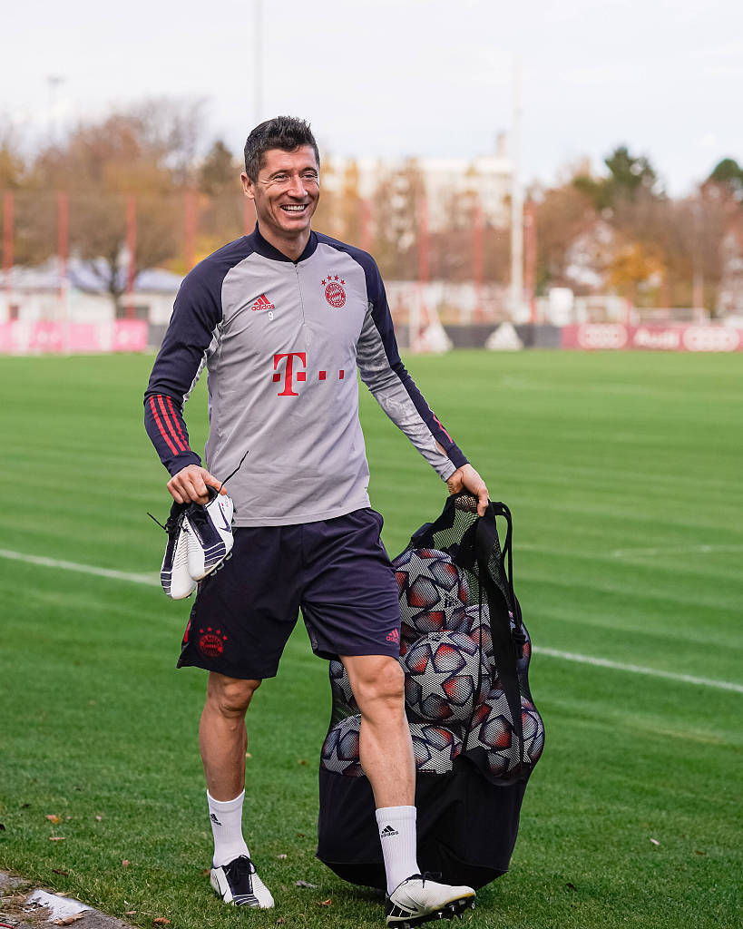 [国内足球]北京国安夺得足协杯冠军