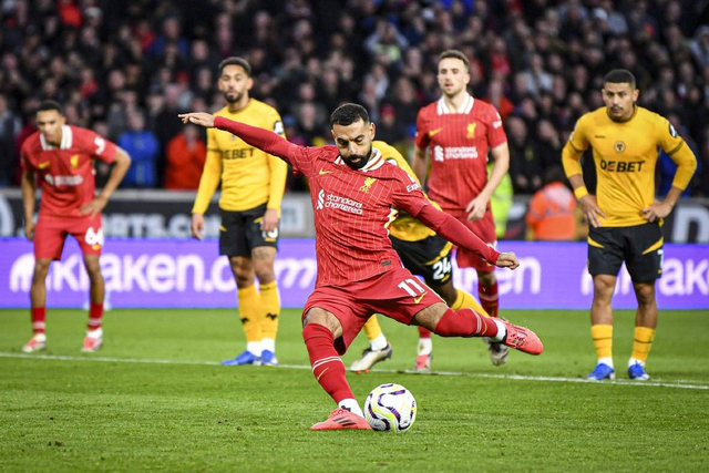 布朗33+10坎宁安空砍42分 凯尔特人终结活塞13连胜