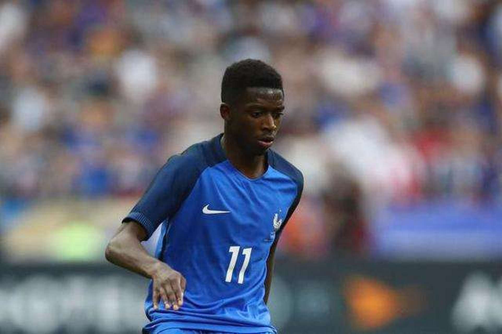 方硕左路突破分球 斯佩尔曼单臂爆扣