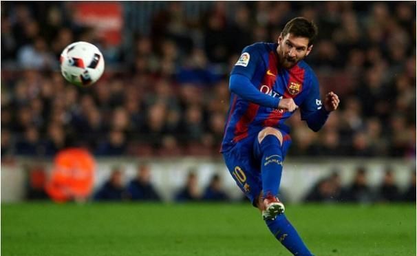 小蜜蜂主帅：罗梅罗的犯规是明显的红牌，我的球员不轻易倒地