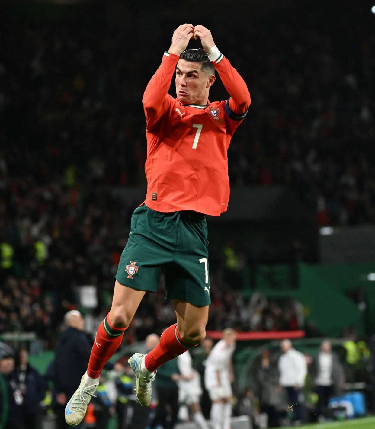 回声报：利物浦即将签下塞内加尔18岁后卫恩迪亚耶